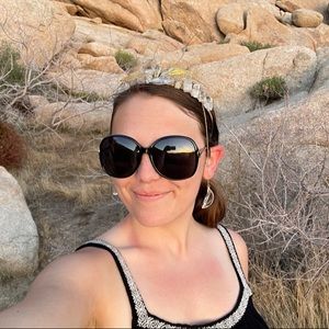 Meet your Posher, Emily